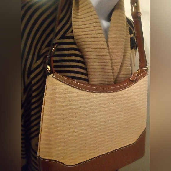 Etienne Aigner - Picture 2 of 12